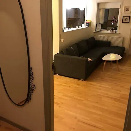 Hyggelig Lejlighed I Hjertet Af Med Altan Apartmán *